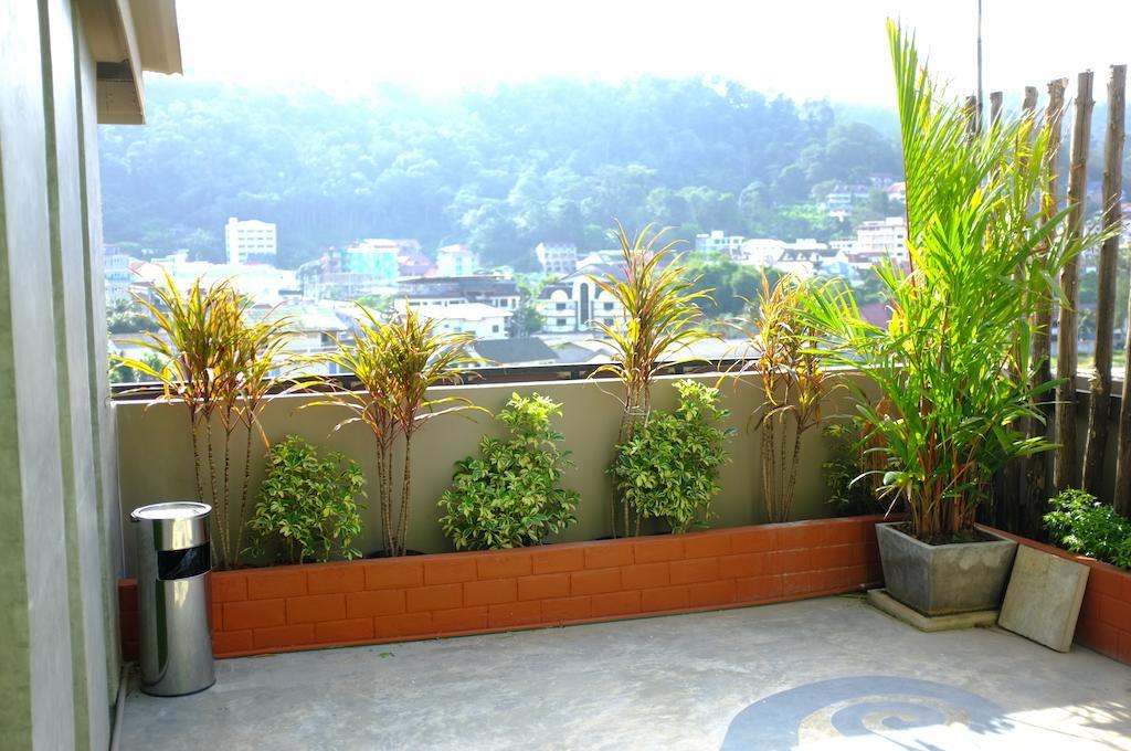 Tree Hug Home Patong Exterior photo